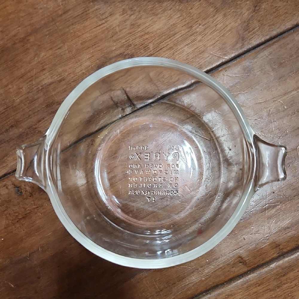 Pyrex Transparent Small Glass Mixing Bowl